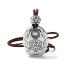 Six-syllable mantra necklace