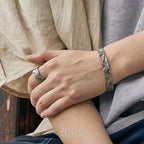 Retro Open-End Ring Design: Original Middle Finger Ring